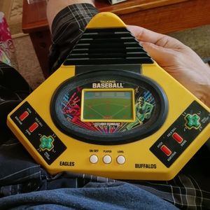 Talking baseball game